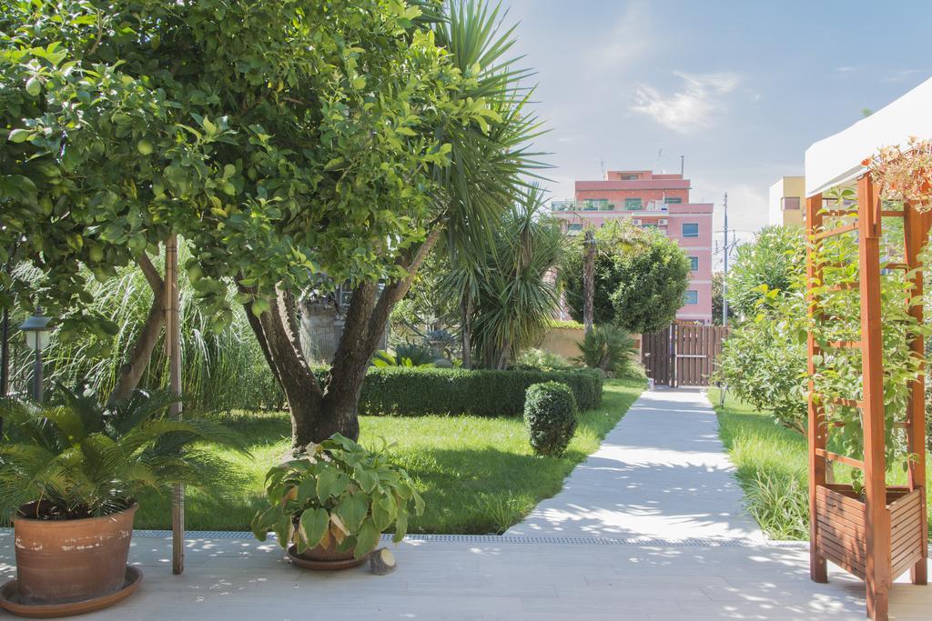 Ciao Ciao Roma Bed and Breakfast Exteriör bild