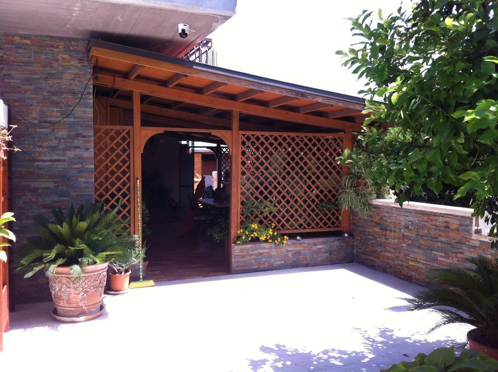 Ciao Ciao Roma Bed and Breakfast Exteriör bild